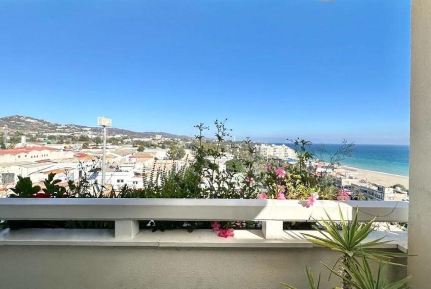 R4422568-Apartment-For-Sale-Marbella-Penthouse-Duplex-2-Beds-96-Built-5