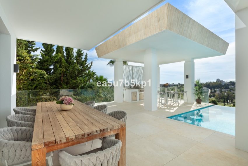 R4437541-Villa-For-Sale-Benahavis-Detached-7-Beds-1788-Built-3