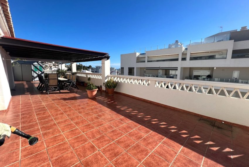 R4458079-Apartment-For-Sale-La-Campana-Penthouse-3-Beds-120-Built-1