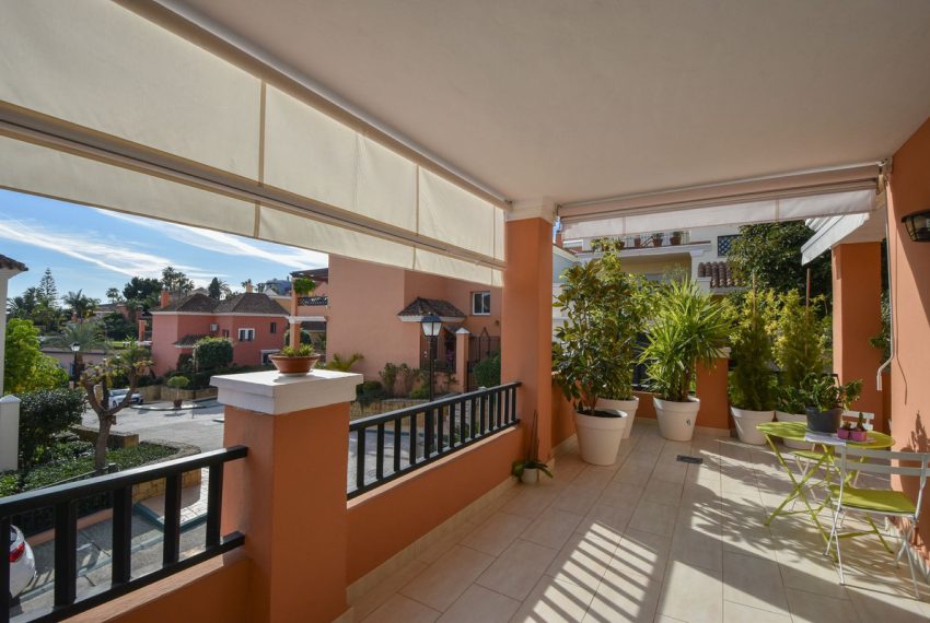 R4503346-Townhouse-For-Sale-Nueva-Andalucia-Terraced-4-Beds-234-Built-4