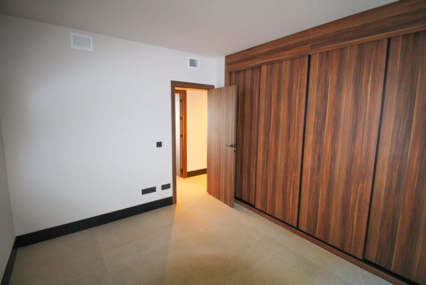 R4592677-Apartment-For-Sale-Nueva-Andalucia-Ground-Floor-2-Beds-111-Built-14