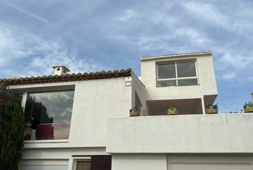 R4597393-Villa-For-Sale-Estepona-Detached-5-Beds-260-Built-11