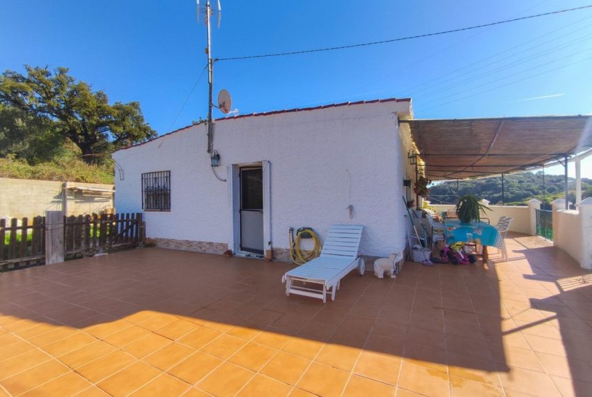 R4619881-Villa-For-Sale-Estepona-Finca-4-Beds-125-Built-4