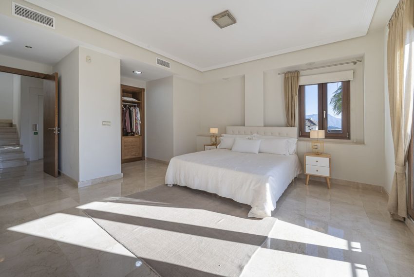 R4645141-Villa-For-Sale-Benahavis-Detached-2-Beds-362-Built-15