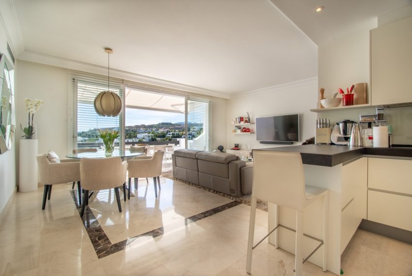 R4695097-Apartment-For-Sale-Benahavis-Penthouse-Duplex-2-Beds-107-Built-11