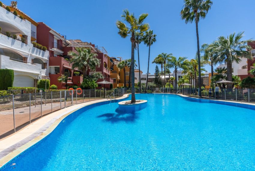 R4718761-Apartment-For-Sale-Marbella-Middle-Floor-2-Beds-103-Built