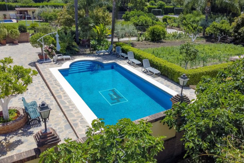 R4721041-Villa-For-Sale-Benahavis-Detached-10-Beds-1099-Built-17