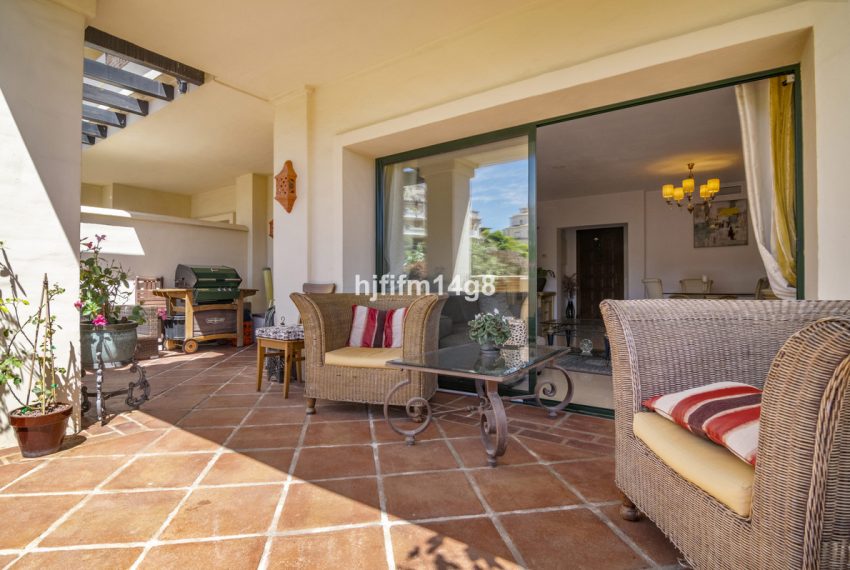 R4741282-Apartment-For-Sale-Benahavis-Ground-Floor-4-Beds-111-Built-2