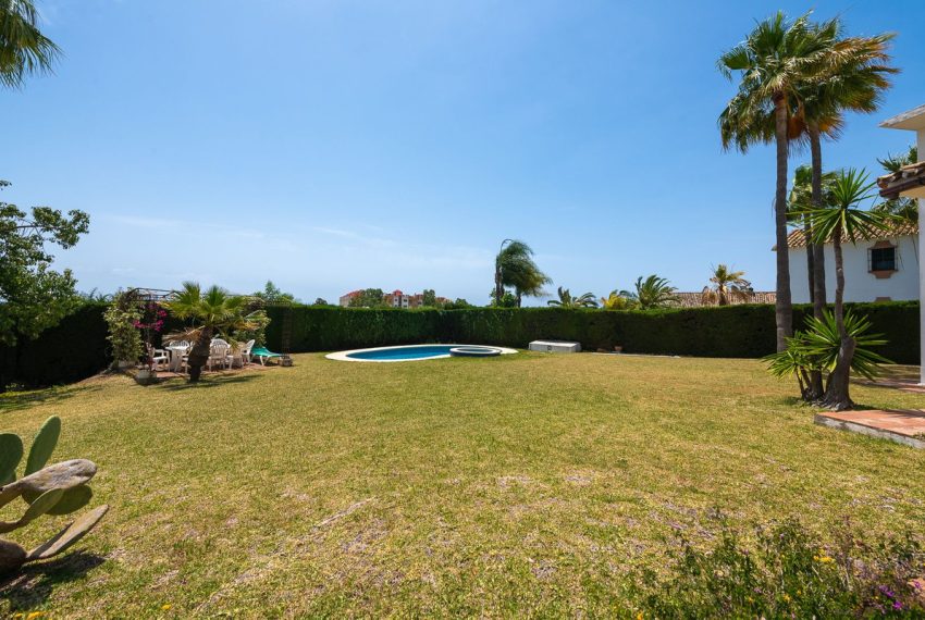 R4746721-Villa-For-Sale-Estepona-Detached-3-Beds-242-Built-11