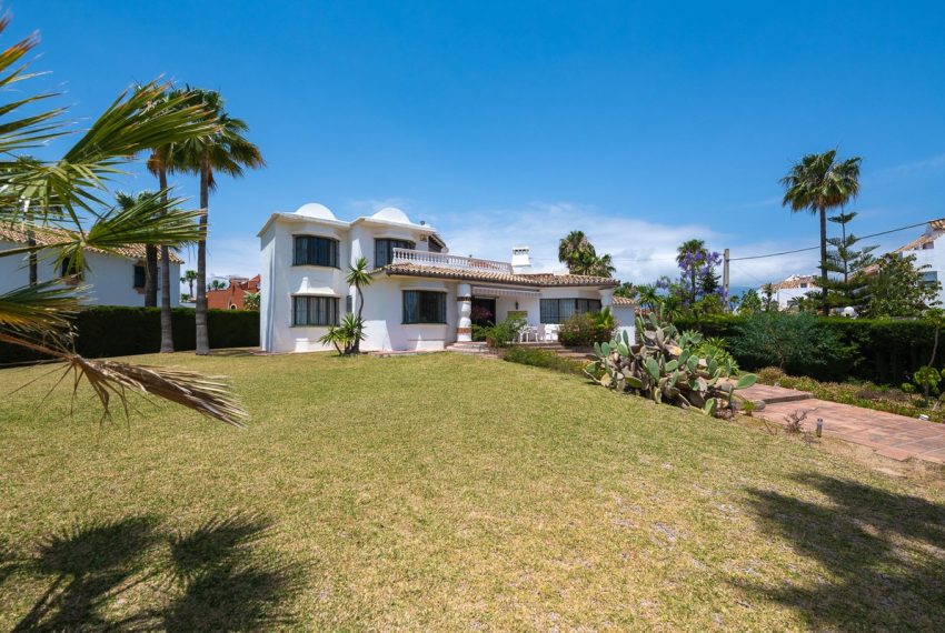 R4746721-Villa-For-Sale-Estepona-Detached-3-Beds-242-Built-5