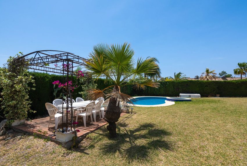 R4746721-Villa-For-Sale-Estepona-Detached-3-Beds-242-Built-7