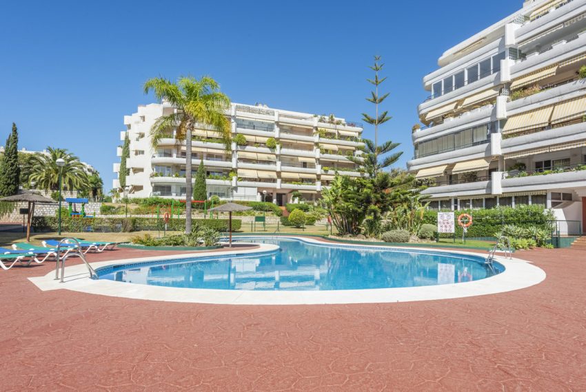 R4779457-Apartment-For-Sale-Guadalmina-Alta-Middle-Floor-2-Beds-132-Built