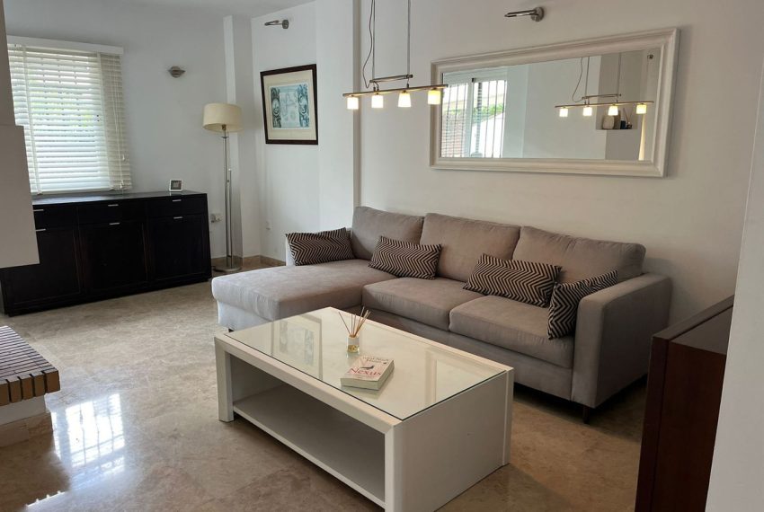 R4779859-Townhouse-For-Sale-Nueva-Andalucia-Terraced-4-Beds-146-Built-2