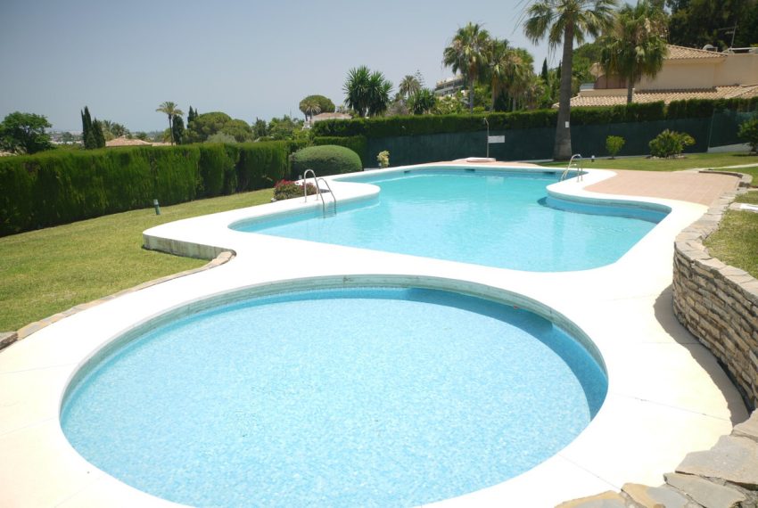 R4813546-Villa-For-Sale-Nueva-Andalucia-Semi-Detached-3-Beds-120-Built-7