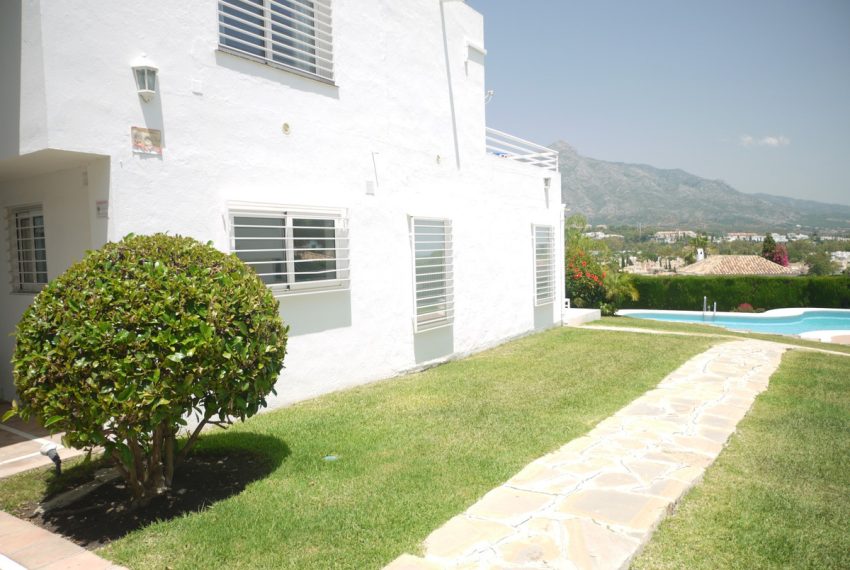 R4813546-Villa-For-Sale-Nueva-Andalucia-Semi-Detached-3-Beds-120-Built-8