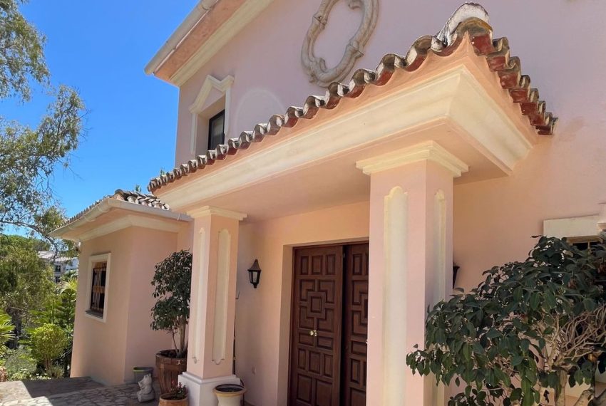 R4820944-Villa-For-Sale-Benahavis-Detached-8-Beds-727-Built