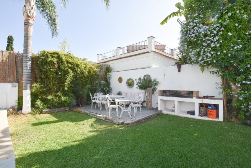 R4835227-Villa-For-Sale-San-Pedro-de-Alcantara-Detached-2-Beds-85-Built-3