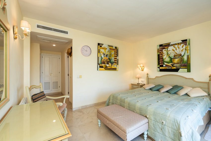 R4845865-Apartment-For-Sale-Elviria-Penthouse-2-Beds-125-Built-11