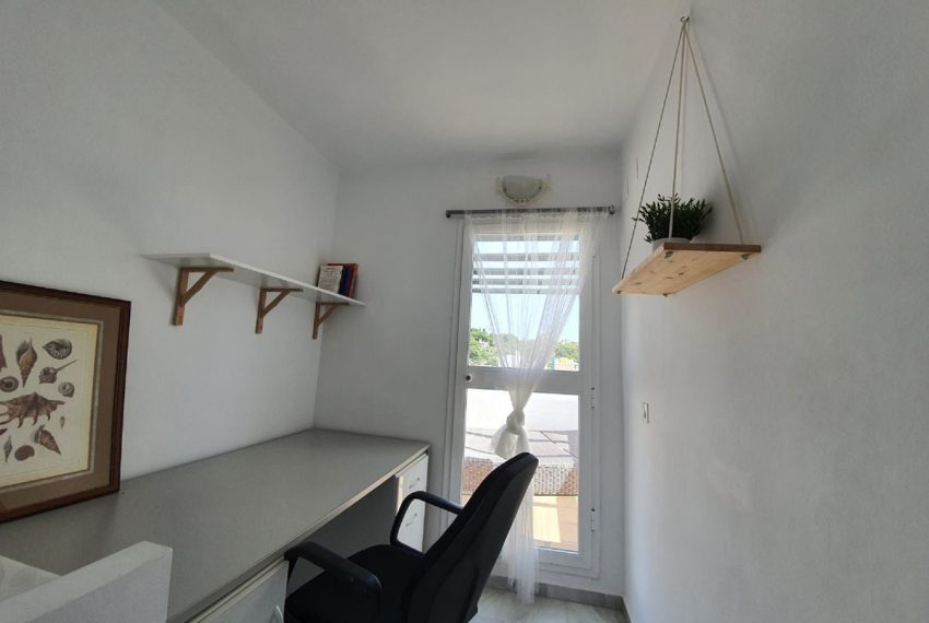 R4847290-Apartment-For-Sale-Nueva-Andalucia-Penthouse-Duplex-2-Beds-105-Built-3