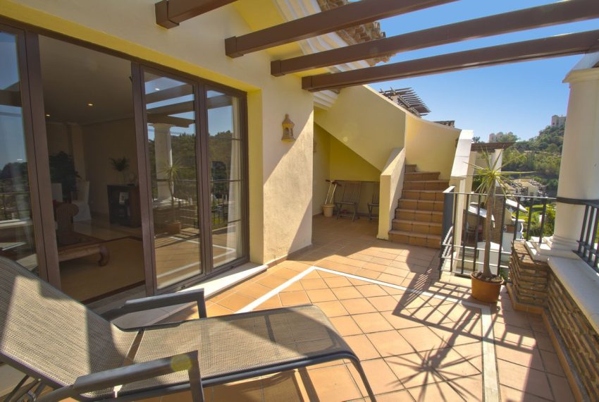 R4851529-Apartment-For-Sale-Los-Arqueros-Penthouse-Duplex-3-Beds-120-Built-5