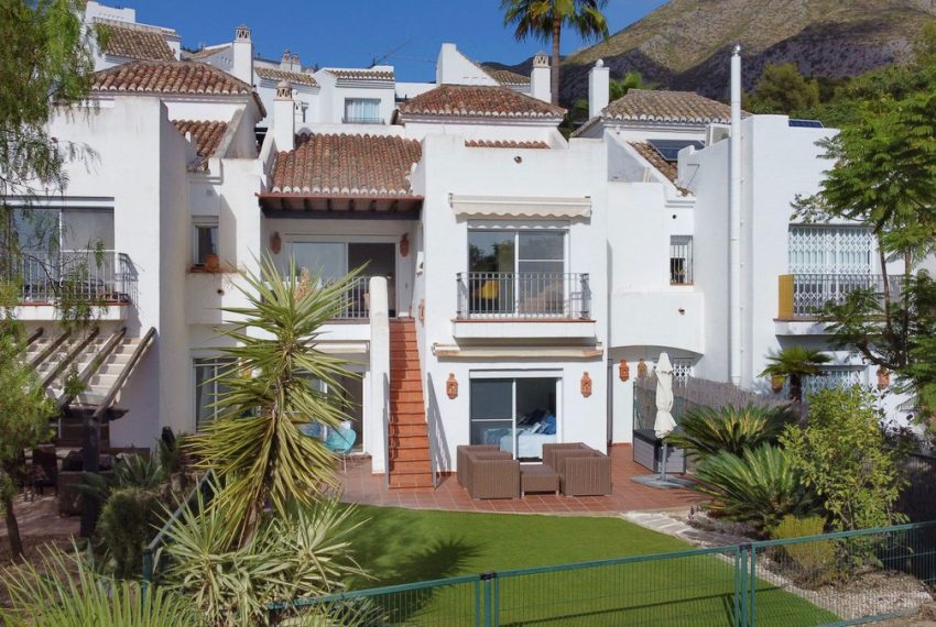 R4856164-Townhouse-For-Sale-Marbella-Terraced-3-Beds-141-Built