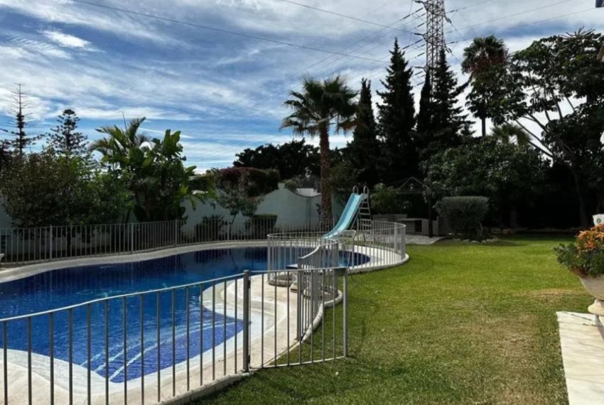 R4862818-Villa-For-Sale-Marbella-Detached-5-Beds-497-Built-6