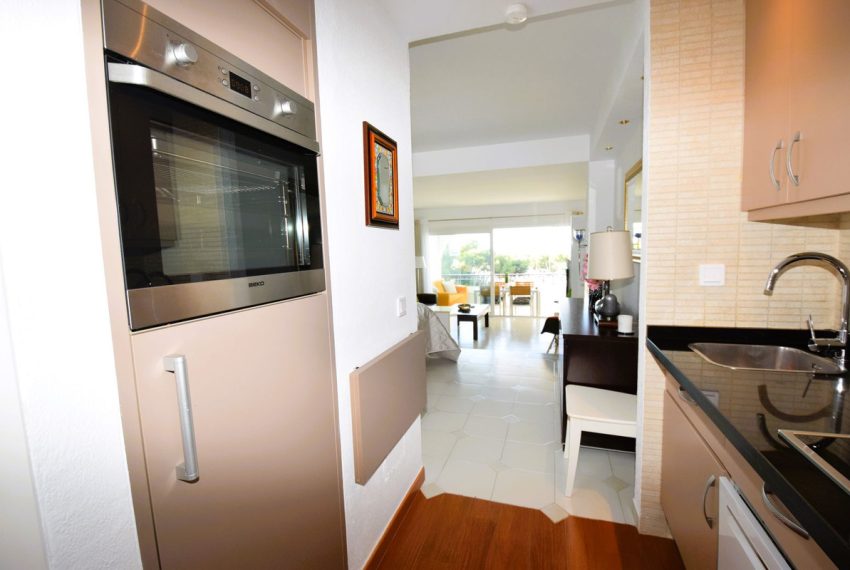 R4866628-Studio-For-Sale-Miraflores-Penthouse-0-Beds-55-Built-10