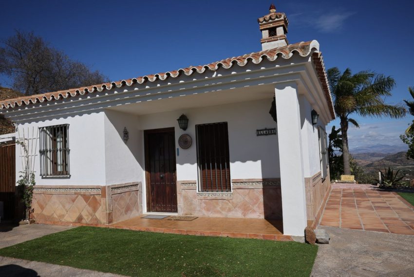 R4870114-Villa-For-Sale-Monda-Finca-2-Beds-99-Built