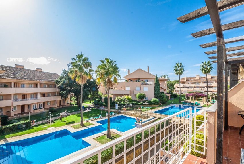 R4872790-Apartment-For-Sale-Elviria-Penthouse-2-Beds-105-Built-1