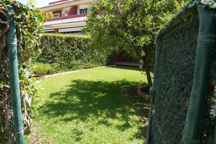 R4875172-Townhouse-For-Sale-Nagueles-Terraced-4-Beds-305-Built-5