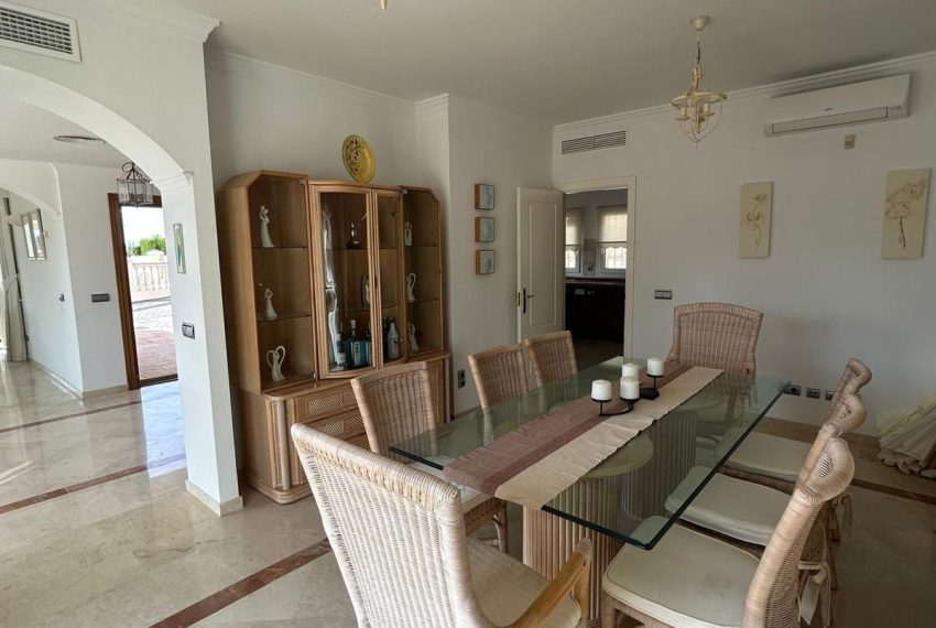 R4877425-Villa-For-Sale-Calahonda-Detached-3-Beds-279-Built-4