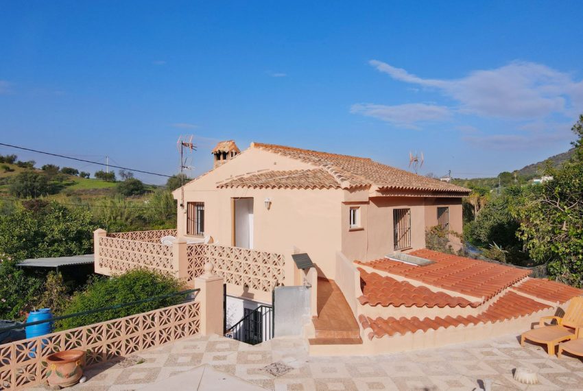 R4880251-Villa-For-Sale-Coin-Detached-3-Beds-100-Built-3