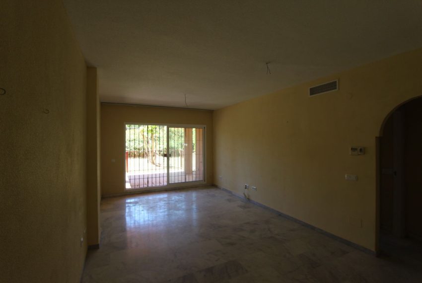 R4882078-Apartment-For-Sale-Nueva-Andalucia-Middle-Floor-2-Beds-101-Built-10