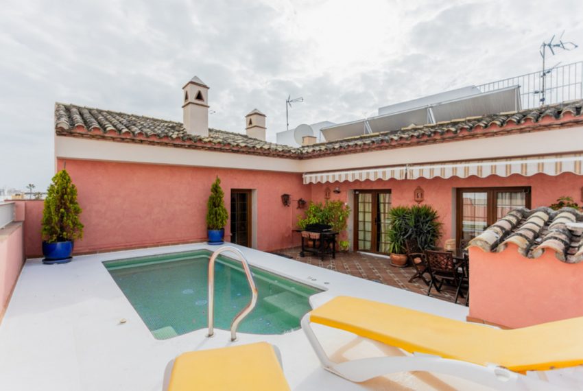 R4882624-Townhouse-For-Sale-Estepona-Terraced-7-Beds-451-Built-17