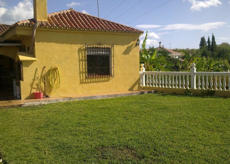 R20329-Villa-For-Sale-Estepona-Finca-5-Beds-250-Built-2