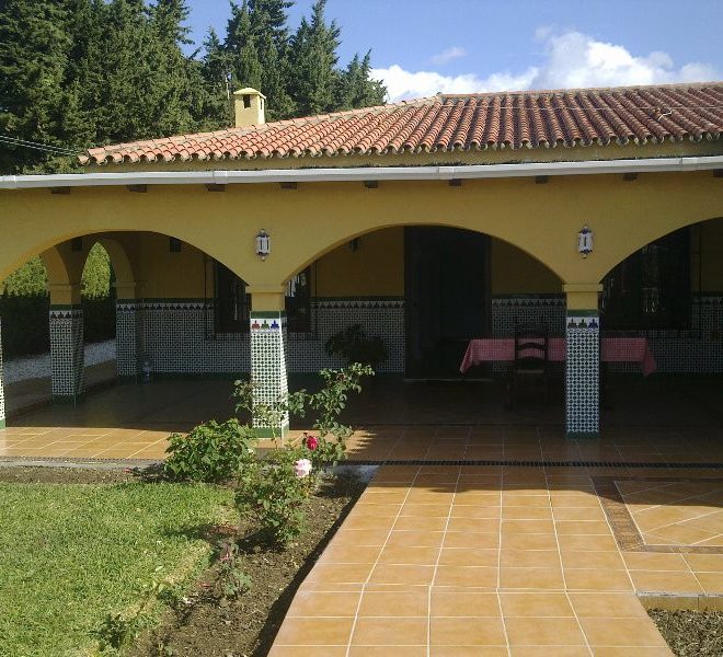 R20329-Image 1-Finca - 5 Beds - 250 Built