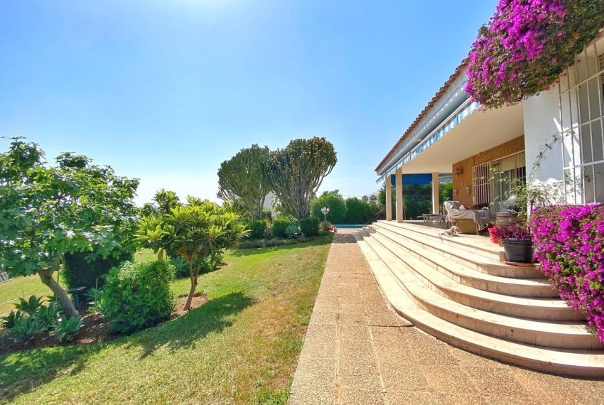 R2308304-Villa-For-Sale-Marbella-Detached-4-Beds-614-Built-19