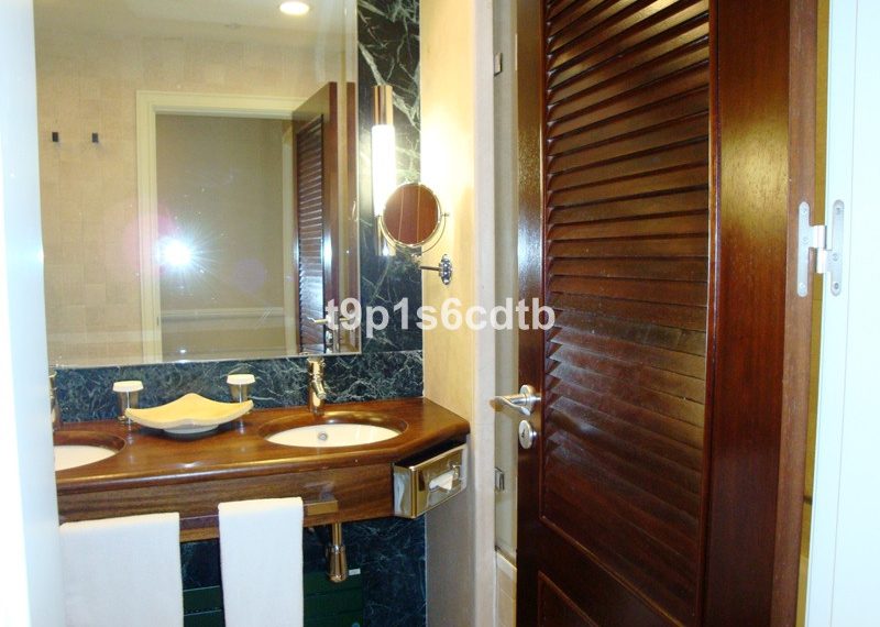 R2610716-Apartment-For-Sale-Puerto-Banus-Middle-Floor-3-Beds-174-Built-17