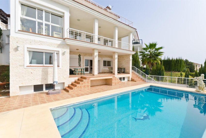 R2859926-Villa-For-Sale-Mijas-Golf-Detached-6-Beds-378-Built