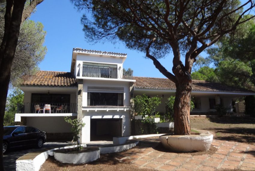 R2925413-Villa-For-Sale-Elviria-Detached-4-Beds-290-Built-13