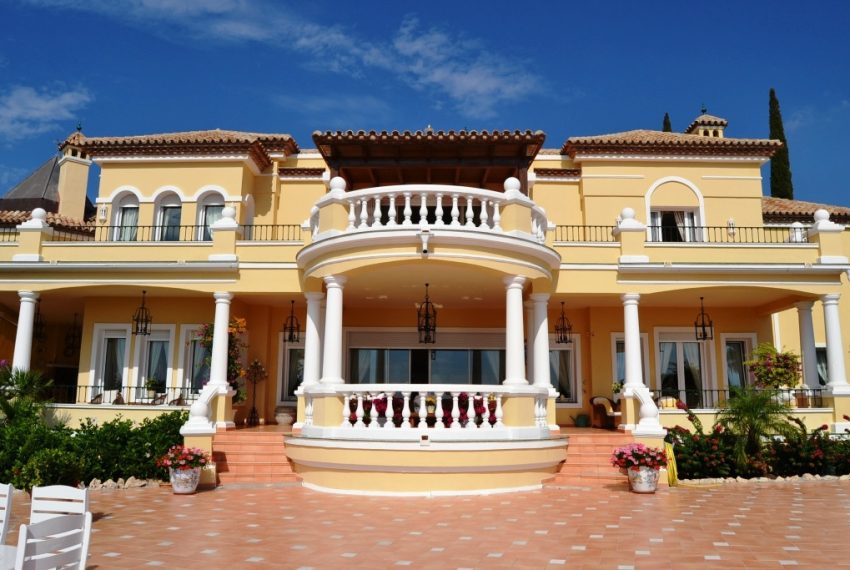 R2927828-Villa-For-Sale-El-Paraiso-Detached-5-Beds-1078-Built-16