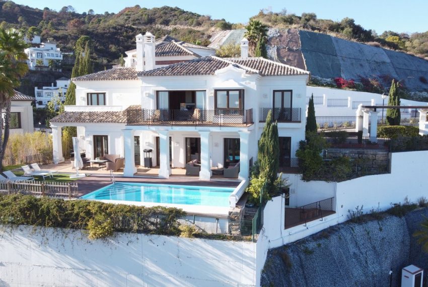 R3250426-Villa-For-Sale-Benahavis-Detached-5-Beds-639-Built