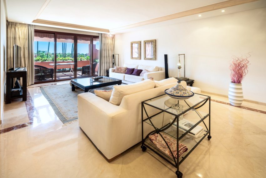 R3400723-Apartment-For-Sale-New-Golden-Mile-Penthouse-3-Beds-190-Built-13