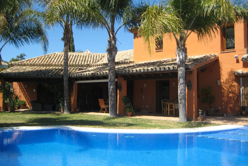 R3426691-Villa-For-Sale-Benahavis-Detached-5-Beds-600-Built-1