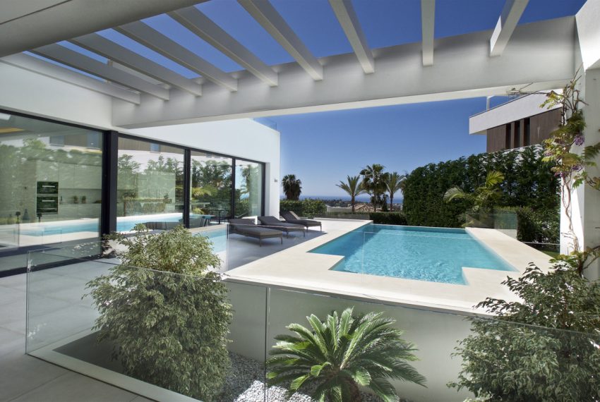 R3472051-Villa-For-Sale-Benahavis-Detached-5-Beds-672-Built-7