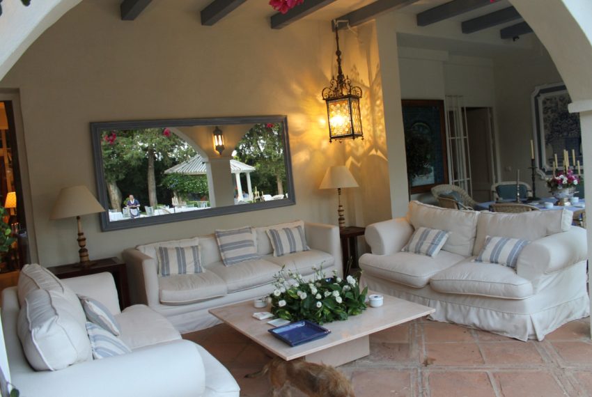 R3605285-Villa-For-Sale-Calahonda-Detached-8-Beds-654-Built-6