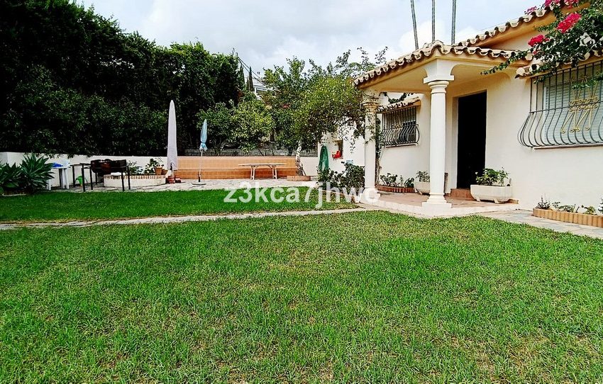 R3639662-Villa-For-Sale-Estepona-Finca-6-Beds-392-Built-10