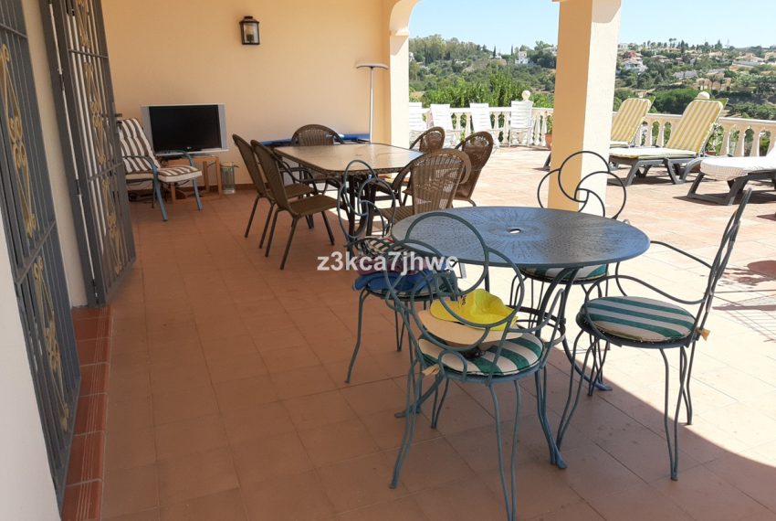 R3639662-Villa-For-Sale-Estepona-Finca-6-Beds-392-Built-12