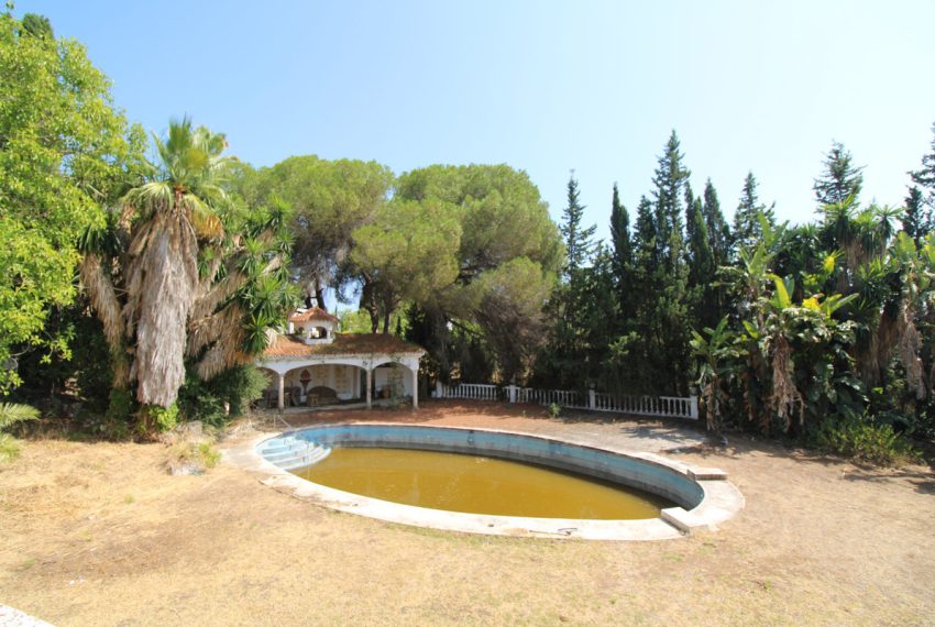 R3674639-Villa-For-Sale-The-Golden-Mile-Detached-5-Beds-1065-Built-14