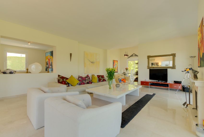 R3713072-Villa-For-Sale-La-Cala-Golf-Detached-4-Beds-393-Built-14